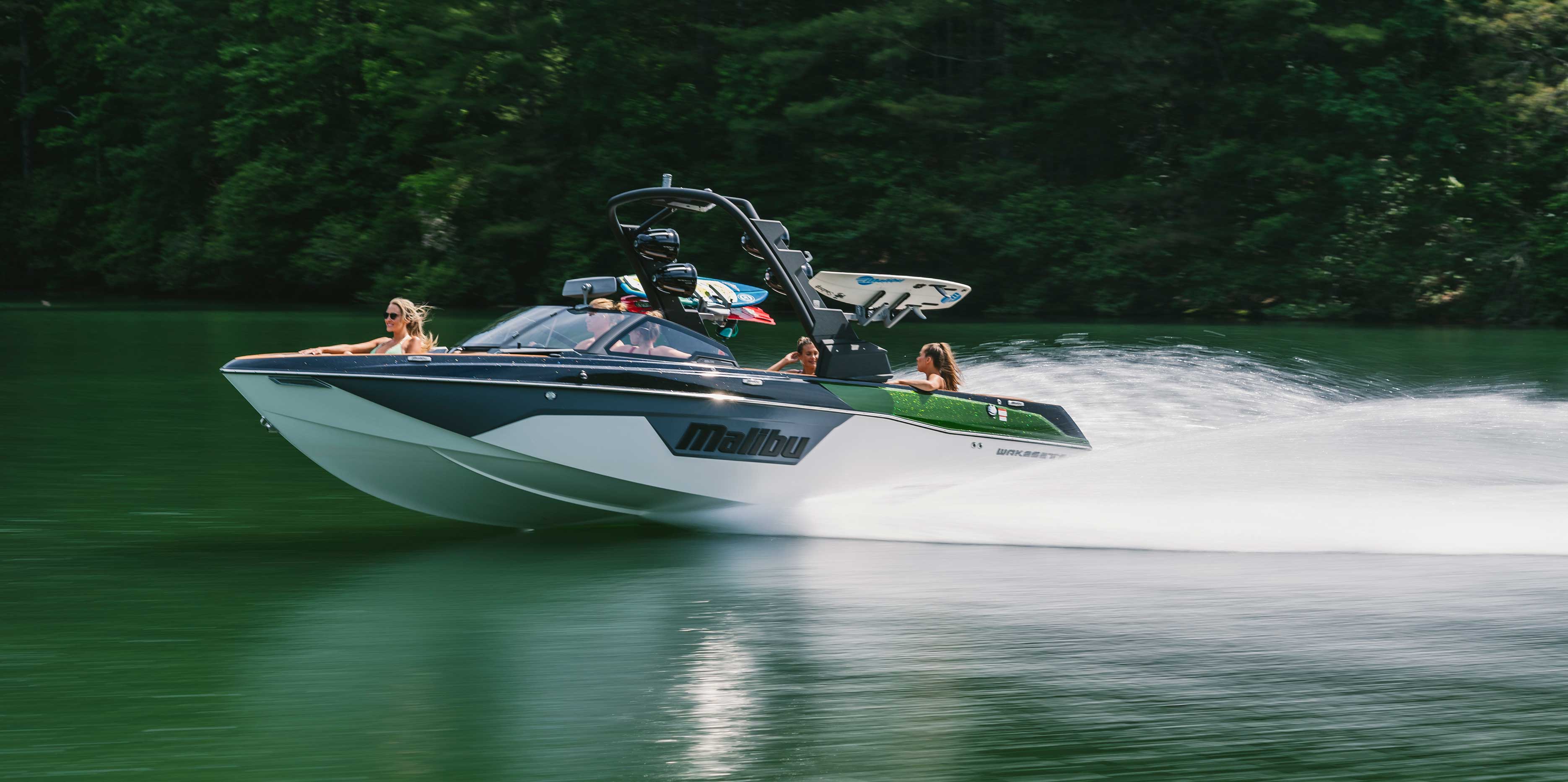 Wakesetter 23 LSV Best Selling and Wakesurf Boat of the Year Malibu